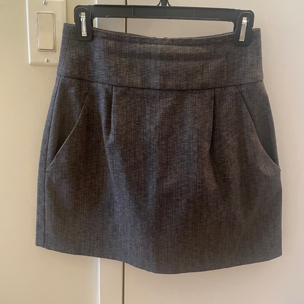 Wool Theory skirt with pockets